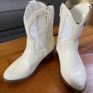 Madden NYC white boots toddler 13